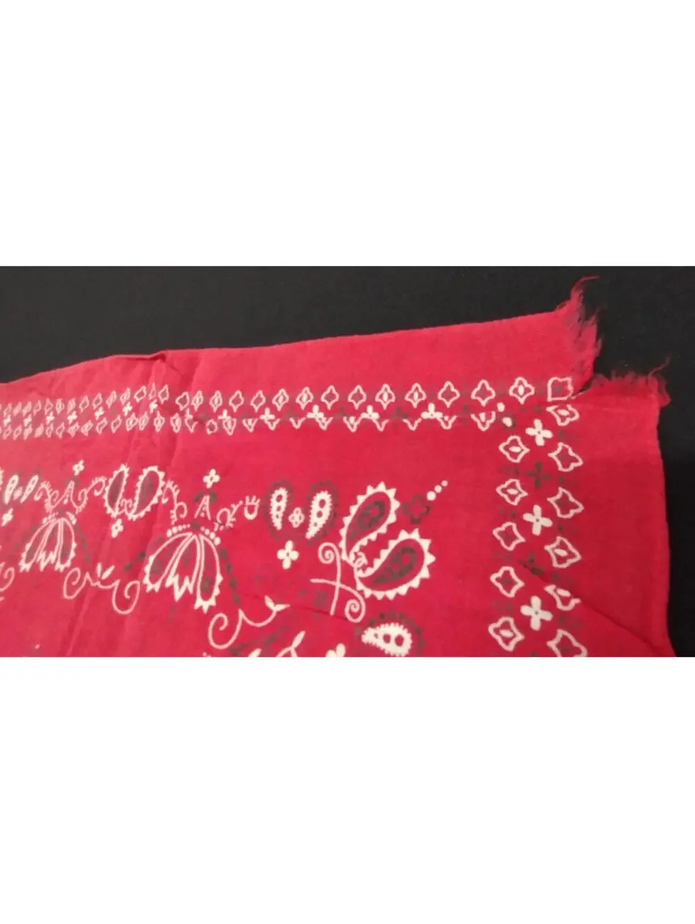 Vintage 40s Bandana Elephant Trunk Up Rare Size FAST COLOR 100% Cotton Red Scarf